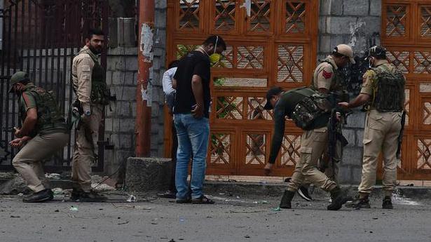 J&K: Explosion near Srinagar Jamia Masjid, no casualty
