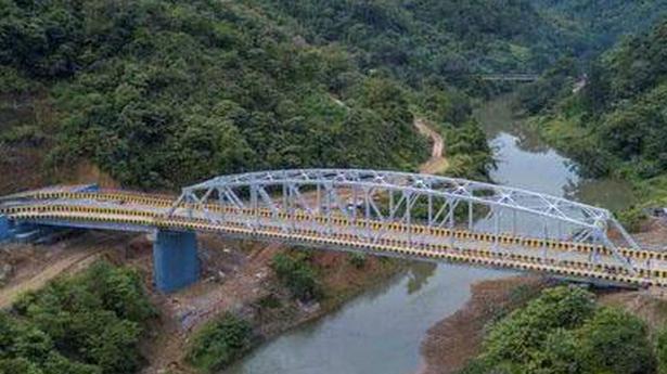 Nitin Gadkari inaugurates 16 projects in Manipur