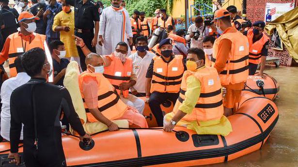 Adityanath reviews situation in flood-affected districts in UP