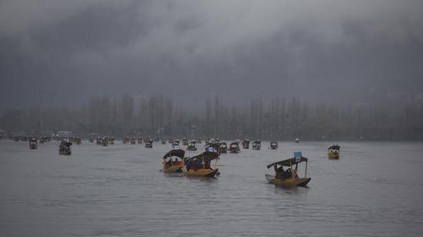 Dal Lake among several others in J&K to be declared protected wetlands