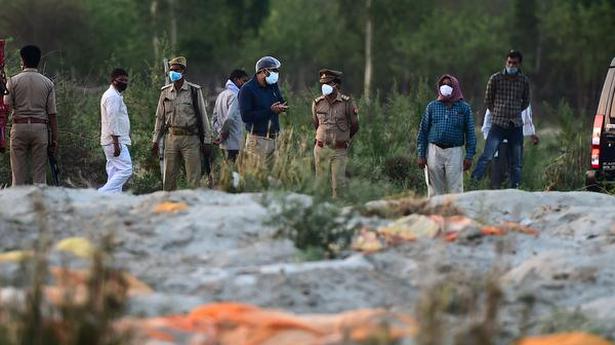 Coronavirus | Police patrol the Ganga in U.P. to prevent disposal of bodies