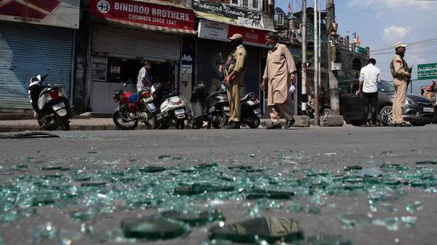 Three civilians injured in Srinagar grenade attack