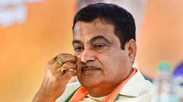 Gadkari inaugurates highway projects in Himachal