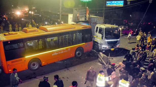 6 killed as bus rams into multiple vehicles in Kanpur