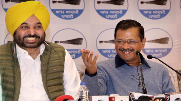 Kejriwal reaches out to traders, industrialists in poll-bound Punjab