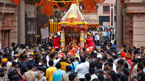 Jagannath Rath Yatra taken out in Ahmedabad under COVID-19 norms