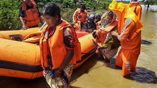 400 persons died in floods, rain-related accidents this year: Maharashtra