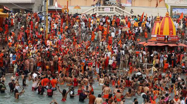Amid rising COVID-19 cases, lakhs take dip in Ganga on ‘shahi snan’