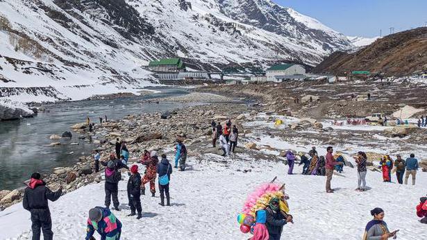 Tourists will not be ‘harassed’ for COVID-19 test report at Himachal Pradesh border: CM