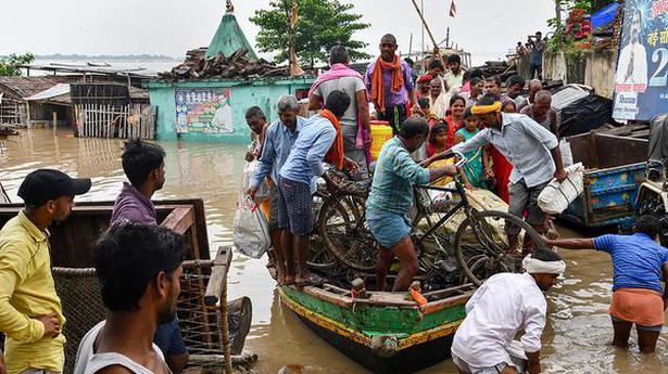 Swollen Ganga inundates many areas in Bihar