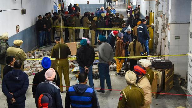 National News: 1 killed, 6 injured in Ludhiana court blast