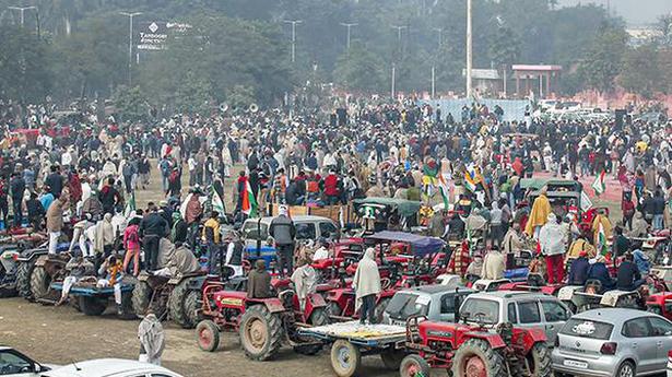 Amit Shah meets MPs, MLAs over farmers’ protest