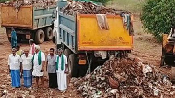Dumping of garbage foiled near Anamalai, trucks seized