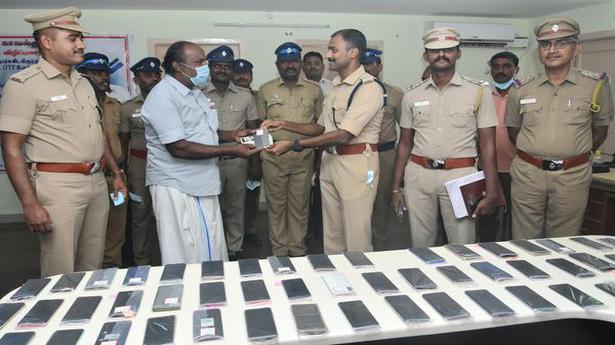 Ramanathapuram police restore 110 stolen mobile phone with owners