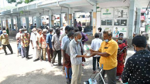 Vellore voluntary group feeds around 70 poor people daily