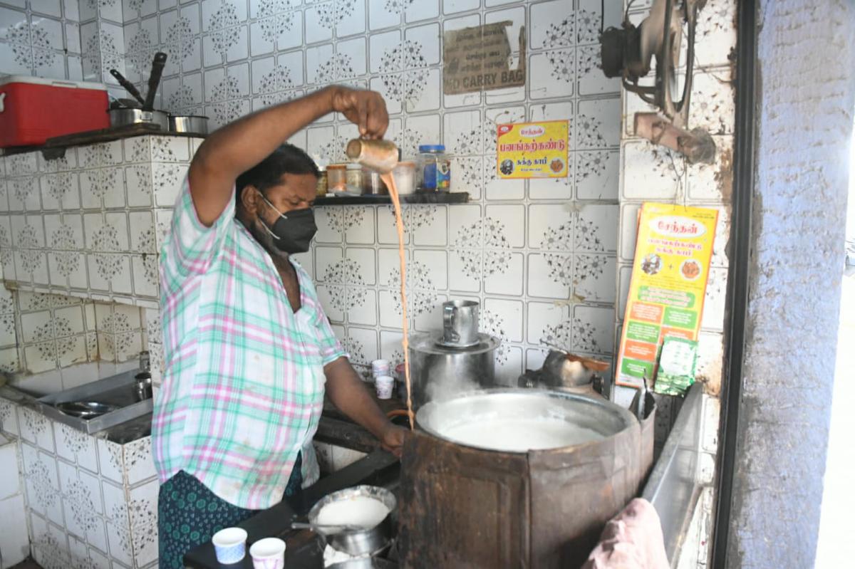Tea shops were allowed to open after the Tamil Nadu government's relaxation of restrictions on June 14, 2021.