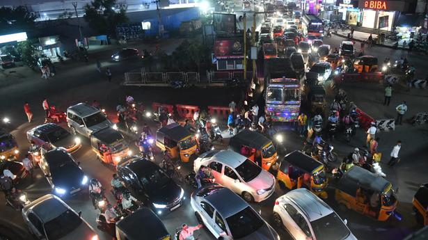 Despite widening, chaos reigns at Vellore’s Green Circle