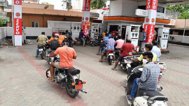 Monitor fuel outlets in residential areas, says HC