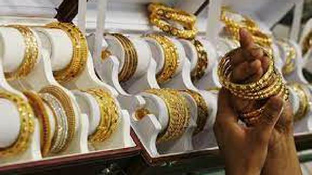 High gold prices, COVID spike dim lustre in top Asian hubs