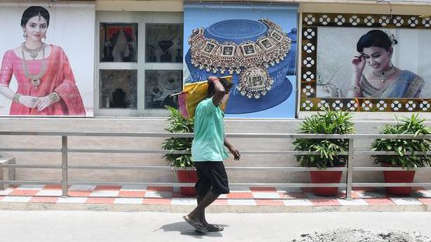 Coronavirus lockdown | Shops in Tamil Nadu to close by 10 am from Saturday