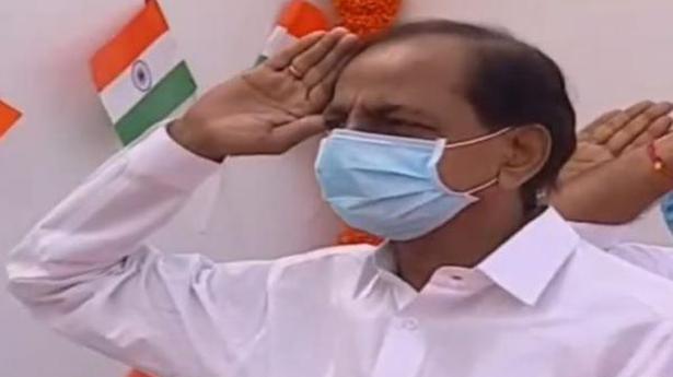Telangana Formation Day: CM Chandrasekhar Rao hoists national flag, Governor extends wishes