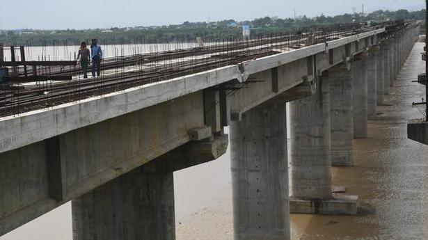 New bridge across Godavari beset by delays