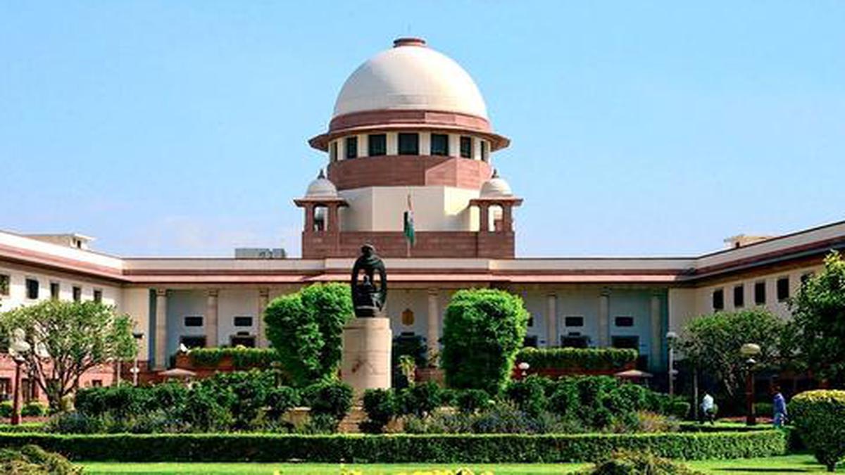 Supreme Court re-schedules hearing by an hour as 50 staff test COVID-19 positive - The Hindu
