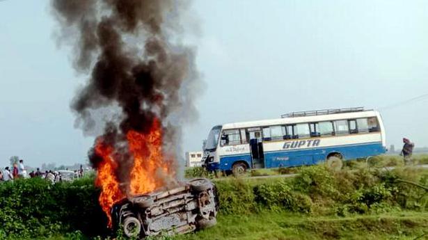 National News: Lakhimpur Kheri violence live | Akhilesh Yadav, Priyanka Gandhi detained