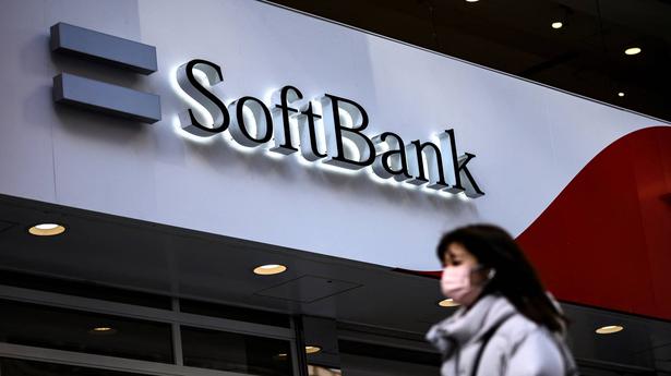 SoftBank pays $1.6 bln for Yahoo Japan rights