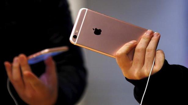 Apple works with Chinese suppliers for latest iPhones