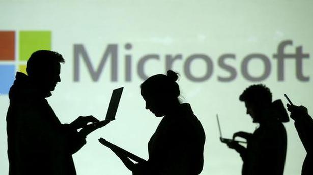 Over 10 different threat groups exploit Microsoft mail server flaws, researchers say
