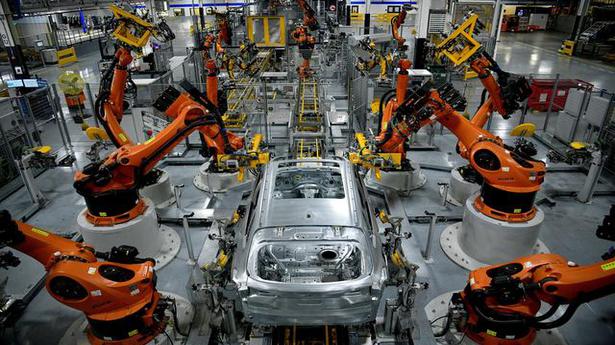 North American auto companies buying more robots to keep up with demand