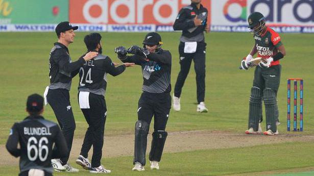 Bangladesh crashes to 76, New Zealand hits back in third T20