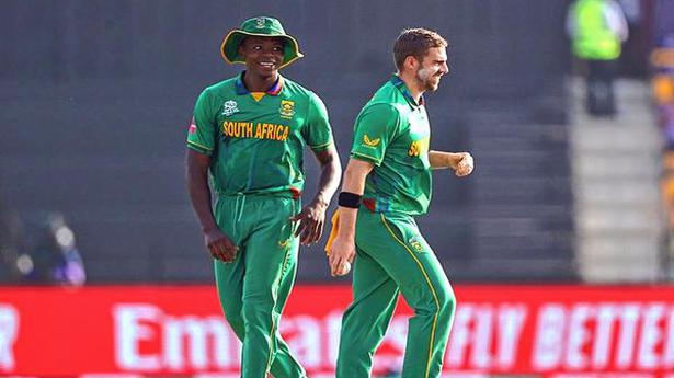 T20 World Cup | England win toss, opt to bowl against South Africa