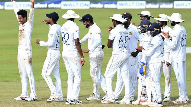 Temporary truce reached, Sri Lanka names squad for England tour