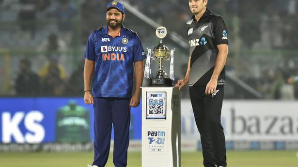 India vs New Zealand 1st T20 | India opt to bowl, Venkatesh Iyer debuts