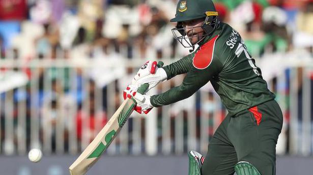 Injured Shakib Al Hasan out of T20 World Cup