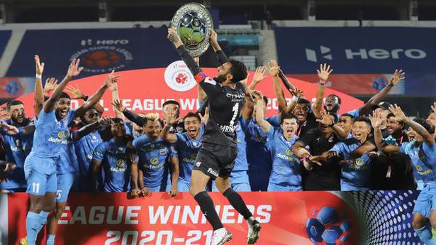 Indian Super League | Mumbai beats ATKMB to top table, bags ACL berth