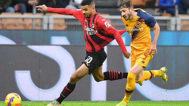 AC Milan cashes in on Roma errors, scripts a 3-1 victory