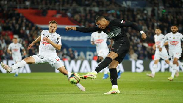 Late Mbappe penalty helps PSG register a 2-1 victory over Angers
