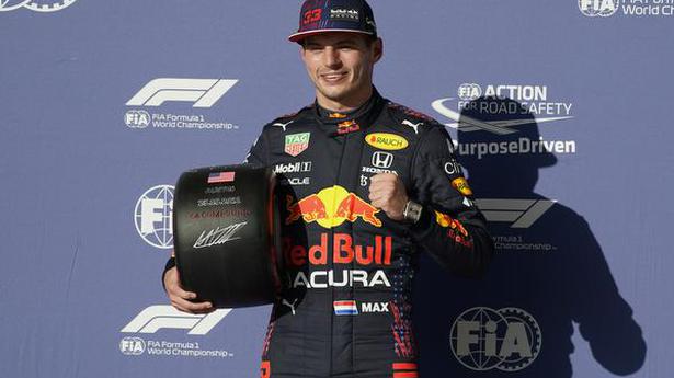 Texas Grand Prix | Verstappen on pole and Hamilton alongside in Texas