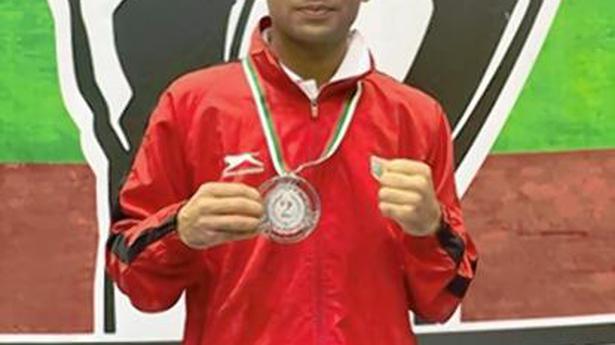 Boxing | Deepak gets silver