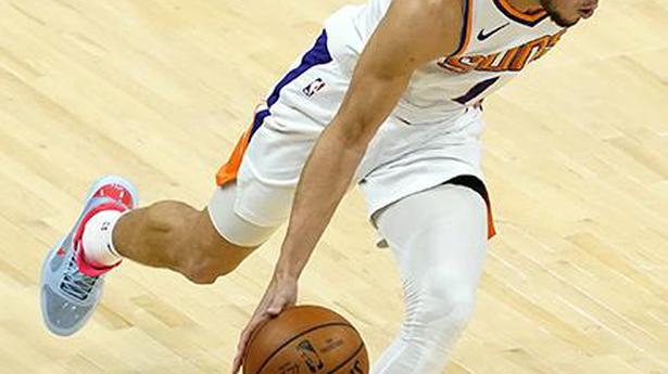 Suns keep Trail Blazers waiting for playoff spot