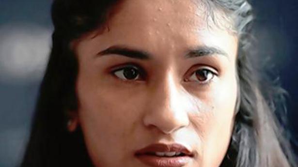 Vinesh Phogat sends her apology to WFI