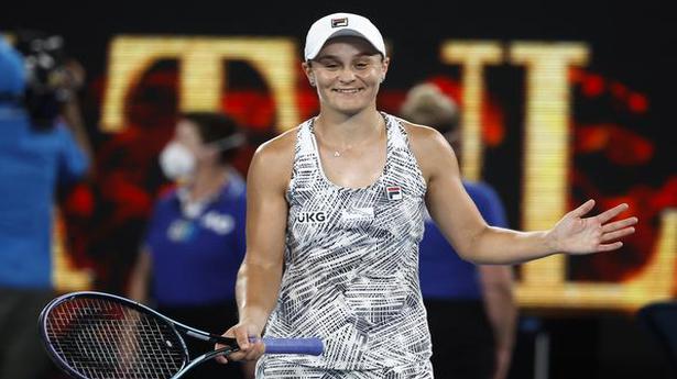 Australian Open 2022 | Top seed Barty crushes Keys to make final