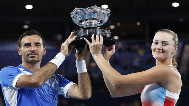 Australian Open 2022 | Mladenovic and Dodig cruise to Australian Open mixed doubles title