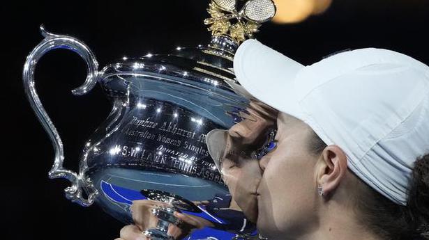 Barty and Djokovic keep No.1 ranking; Collins into top 10
